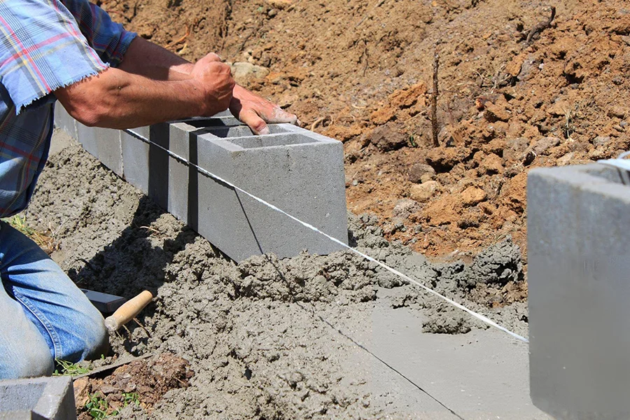 Retaining Wall Repair Specialists in Kissimmee FL