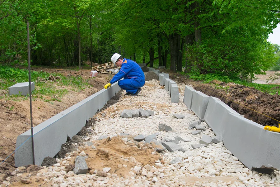 Retaining Wall Repair Specialists in Kissimmee FL